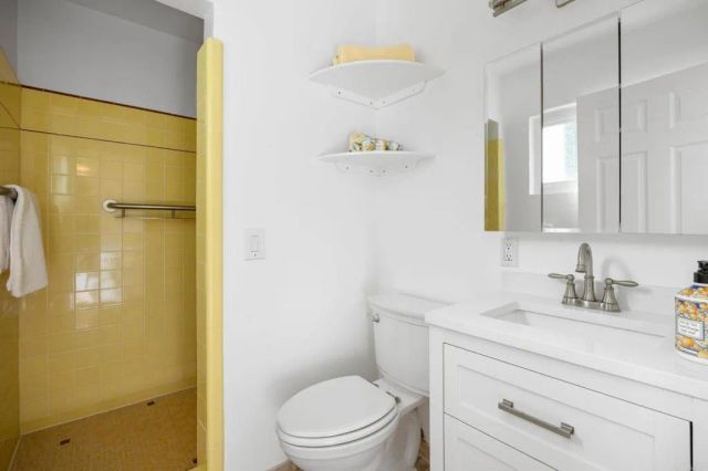1204 California Street, Oceanside, CA 92054