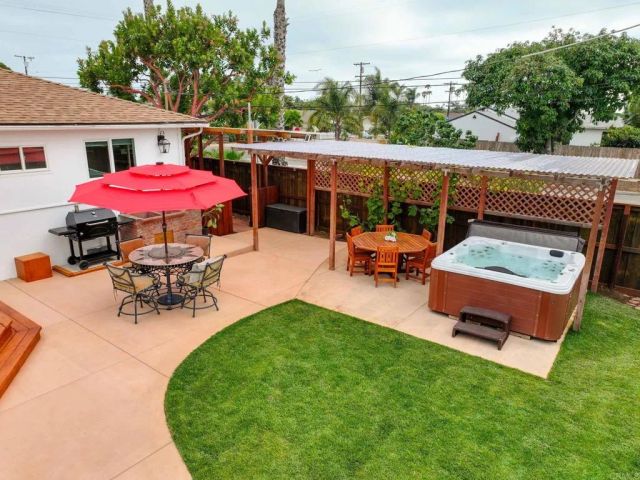 1204 California Street, Oceanside, CA 92054