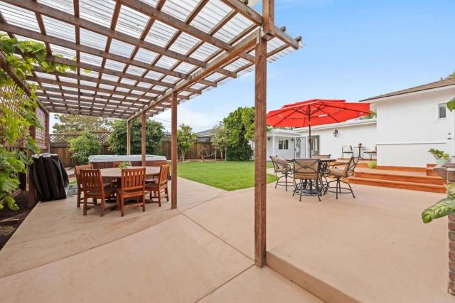 1204 California Street, Oceanside, CA 92054