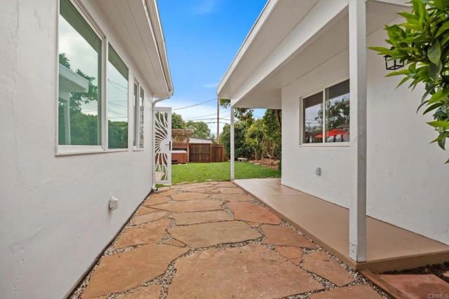 1204 California Street, Oceanside, CA 92054