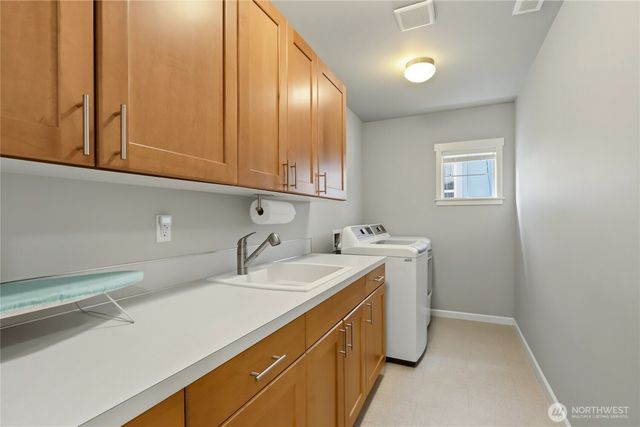 2233 Mill Street NE, Olympia, WA 98506