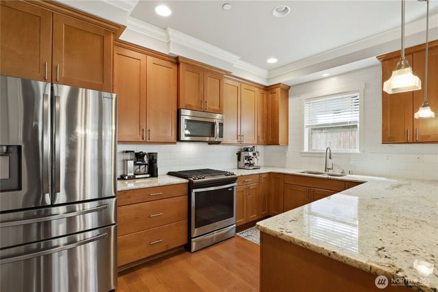 2233 Mill Street NE, Olympia, WA 98506