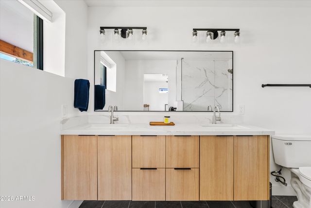 6706 N 12TH Way, Phoenix, AZ 85014