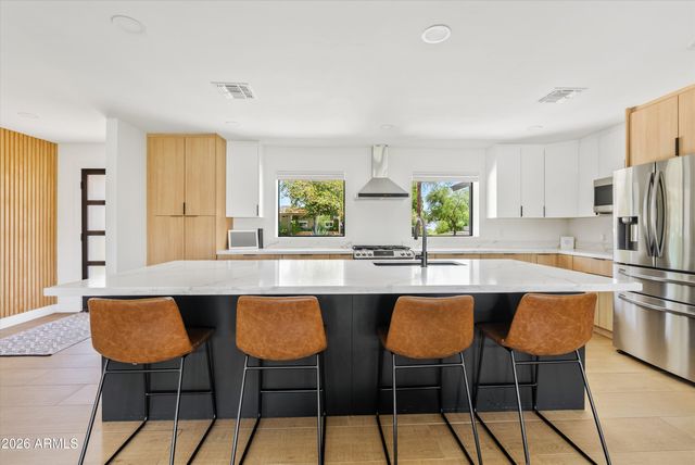 6706 N 12TH Way, Phoenix, AZ 85014