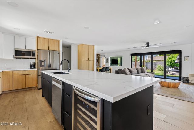 6706 N 12TH Way, Phoenix, AZ 85014