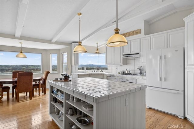 11200 Santa Ana Road, Atascadero, CA 93422