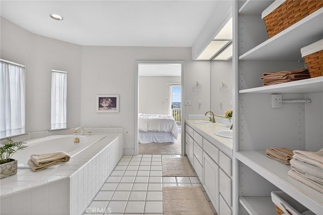 11200 Santa Ana Road, Atascadero, CA 93422