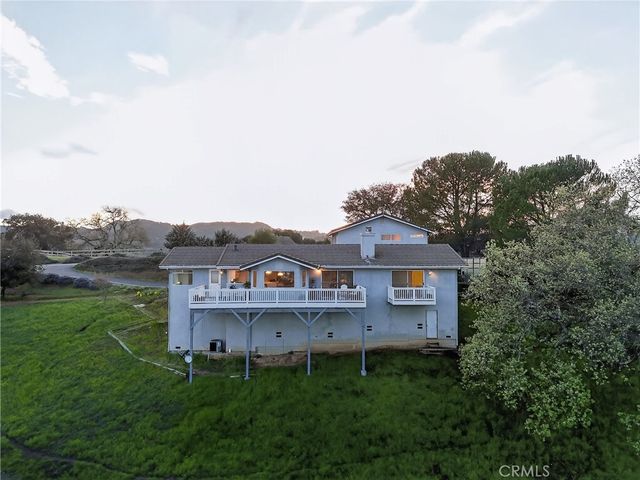 11200 Santa Ana Road, Atascadero, CA 93422