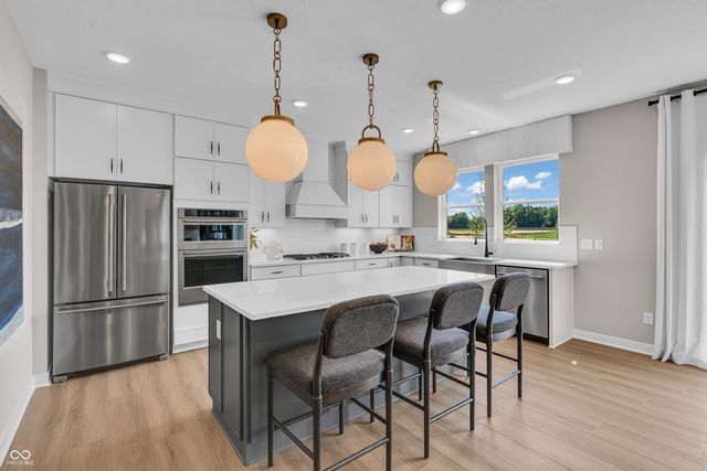 9864 Canterwood Lane, Fishers, IN 46038