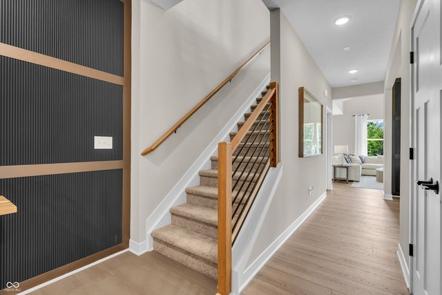9864 Canterwood Lane, Fishers, IN 46038