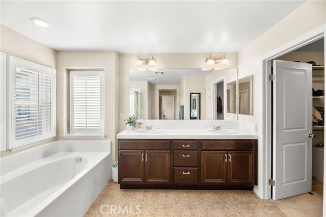 29541 Pebble Creek, Menifee, CA 92585