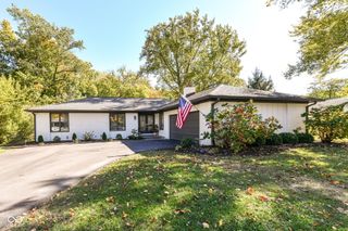 102 Pin Oak Court, Noblesville, IN 46062