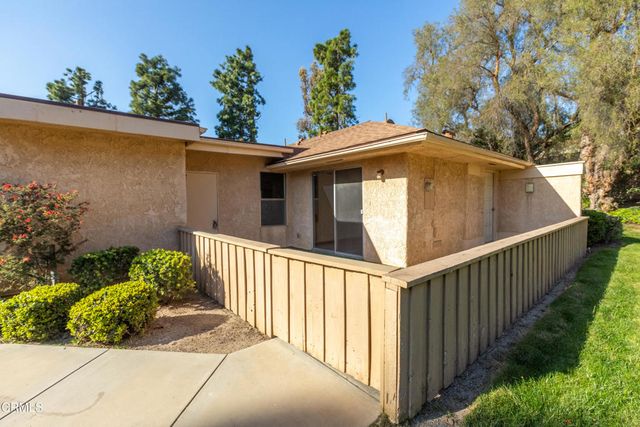 15421 Village 15, Camarillo, CA 93012