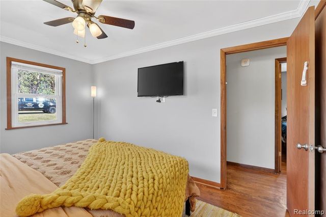 425 N Division Avenue, Holland, MI 49424