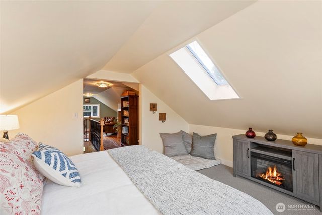 8964 NE State Hwy 104, Kingston, WA 98346