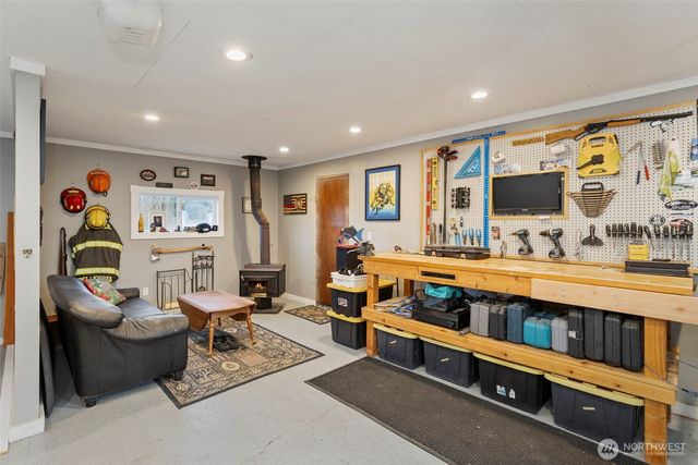 8964 NE State Hwy 104, Kingston, WA 98346