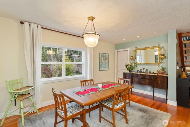 8964 NE State Hwy 104, Kingston, WA 98346