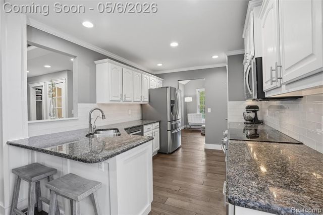 9648 Mohican Court, Pinckney, MI 48169