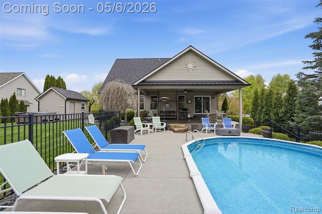 9648 Mohican Court, Pinckney, MI 48169