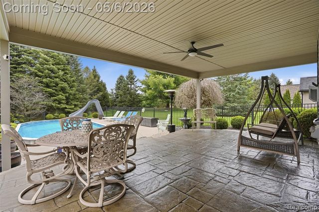 9648 Mohican Court, Pinckney, MI 48169