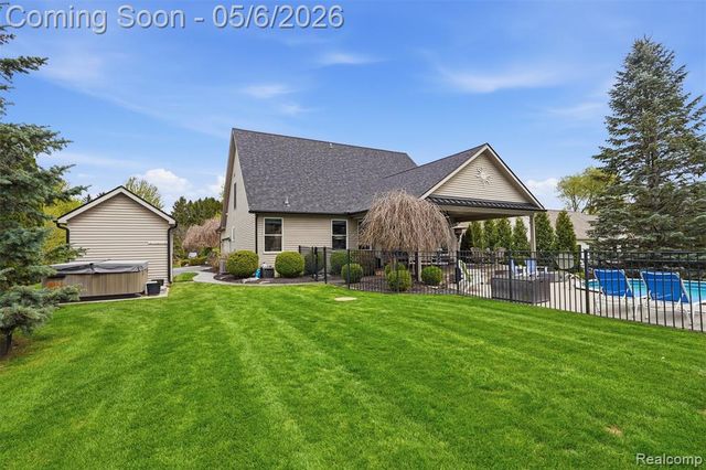 9648 Mohican Court, Pinckney, MI 48169