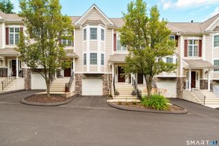 103 Larson Drive 103, Danbury, CT 06810