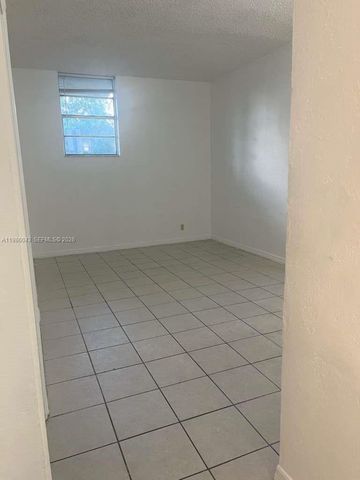 4550 NW 9th Street 114E, Miami, FL 33126