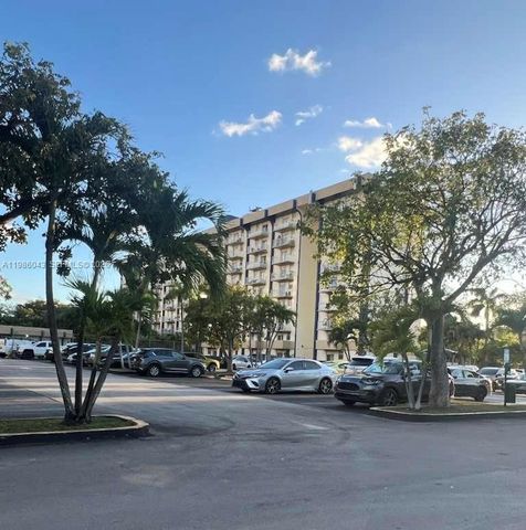 4550 NW 9th Street 114E, Miami, FL 33126