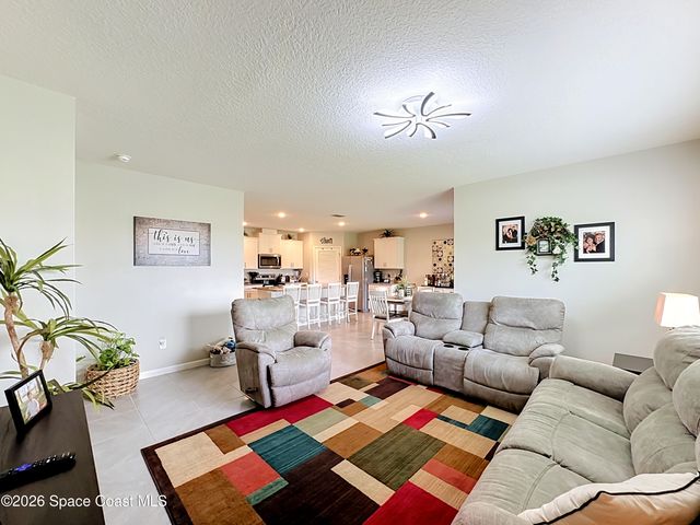 6935 Topaz Drive, Grant-valkaria, FL 32949