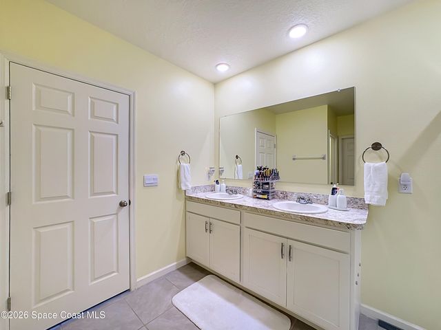 6935 Topaz Drive, Grant-valkaria, FL 32949