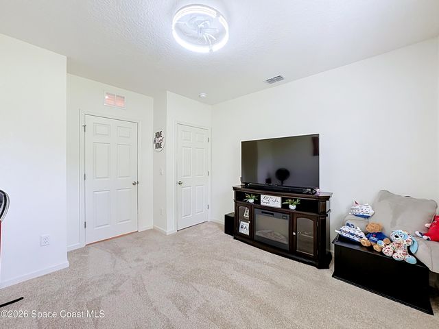 6935 Topaz Drive, Grant-valkaria, FL 32949