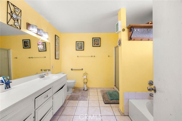 14134 Orizaba, Paramount, CA 90723