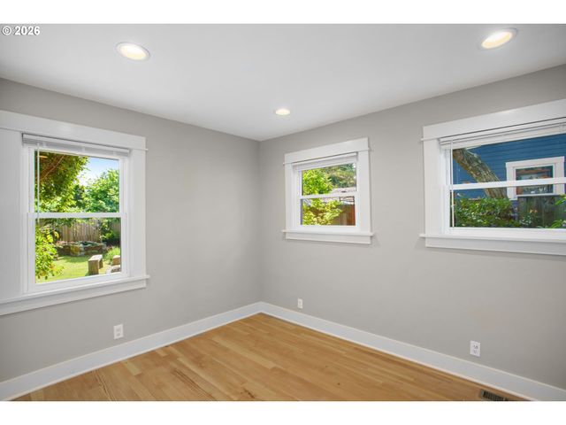 4614 Ne 97TH Ave, Portland, OR 97220