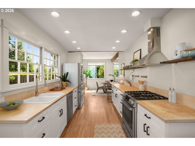 4614 Ne 97TH Ave, Portland, OR 97220