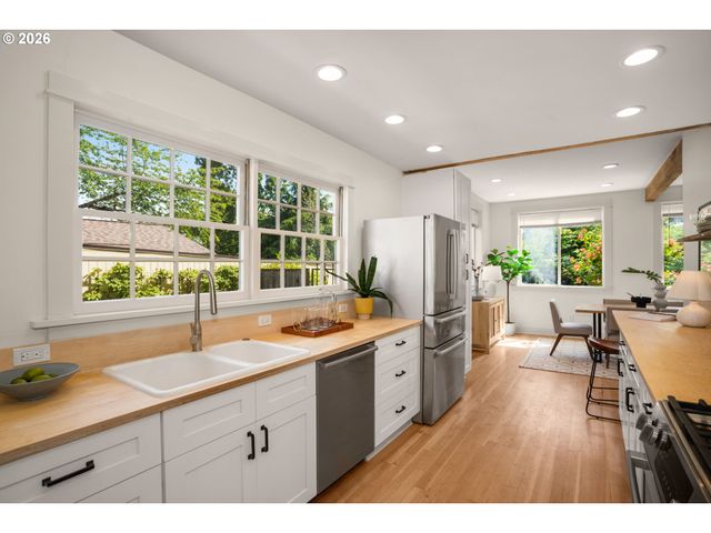 4614 Ne 97TH Ave, Portland, OR 97220