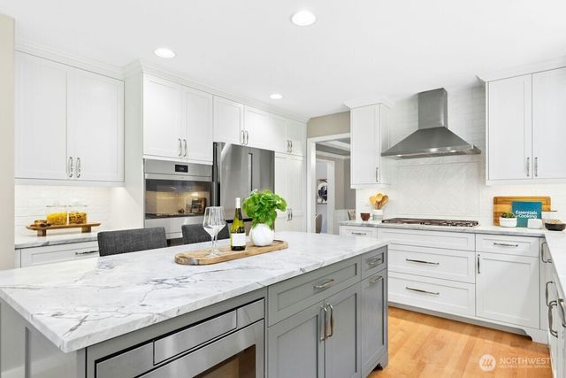 4649 225th Avenue SE, Sammamish, WA 98075
