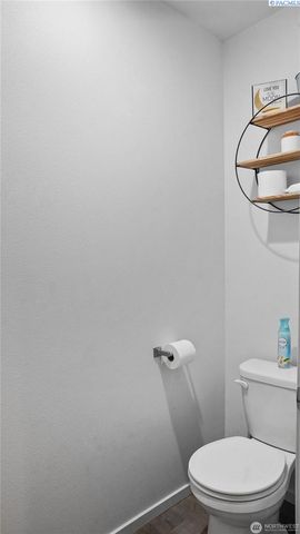 705 E Mt Adams St, Othello, WA 99344