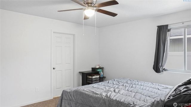 705 E Mt Adams St, Othello, WA 99344