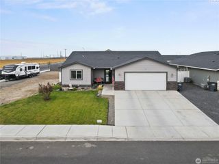 705 E Mt Adams St, Othello, WA 99344