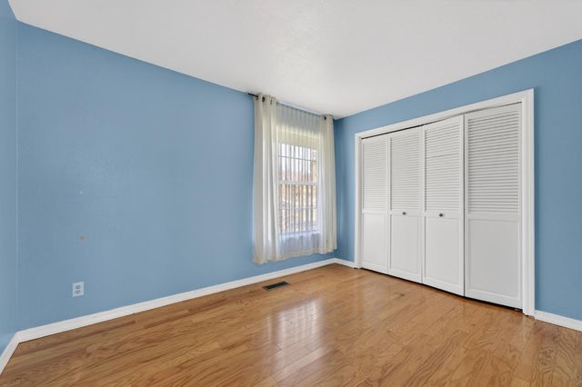 100 Baldwin Lake Cir, Folsom, CA 95630