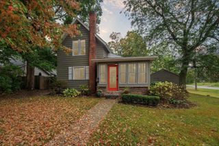 519 S Main Street, Milford, MI 48381