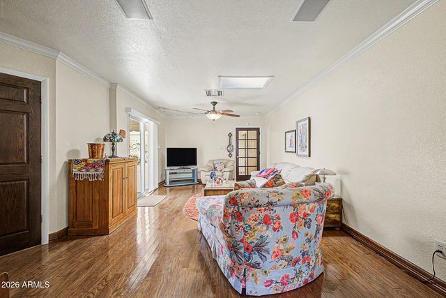 4740 E VOLTAIRE Avenue, Phoenix, AZ 85032