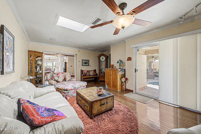 4740 E VOLTAIRE Avenue, Phoenix, AZ 85032