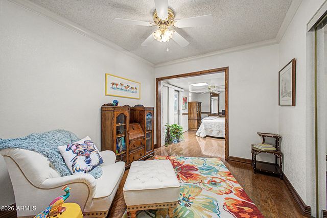 4740 E VOLTAIRE Avenue, Phoenix, AZ 85032