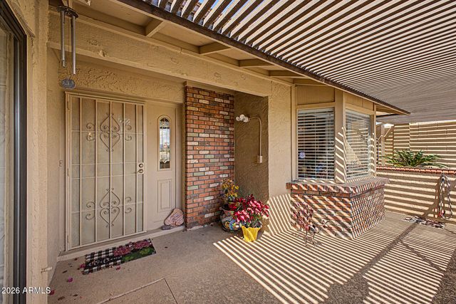 4740 E VOLTAIRE Avenue, Phoenix, AZ 85032