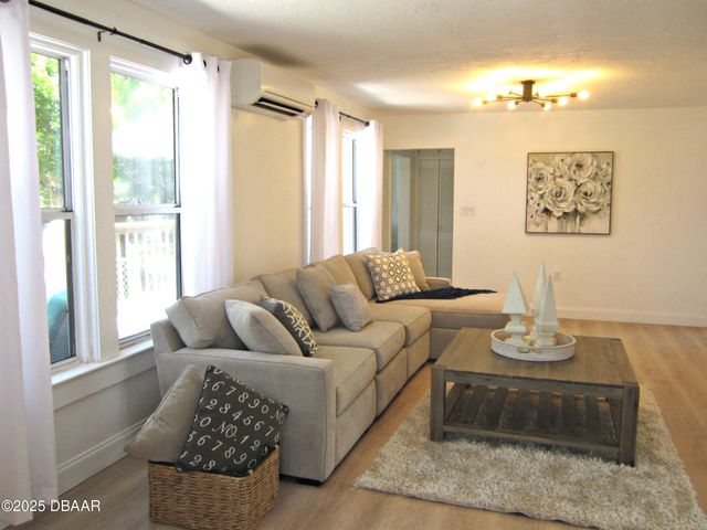 124 Wilmans Boulevard, Daytona Beach, FL 32118