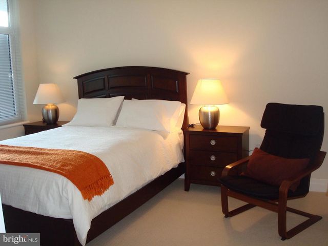 8220 CRESTWOOD HEIGHTS DR #418, Tysons, VA 22102