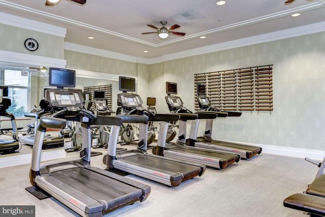 8220 CRESTWOOD HEIGHTS DR #418, Tysons, VA 22102