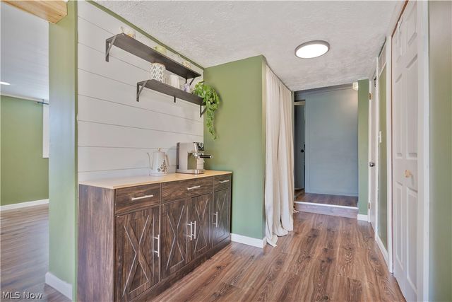 1548 Vanderhoof Road, Barberton, OH 44203