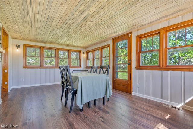 1548 Vanderhoof Road, Barberton, OH 44203